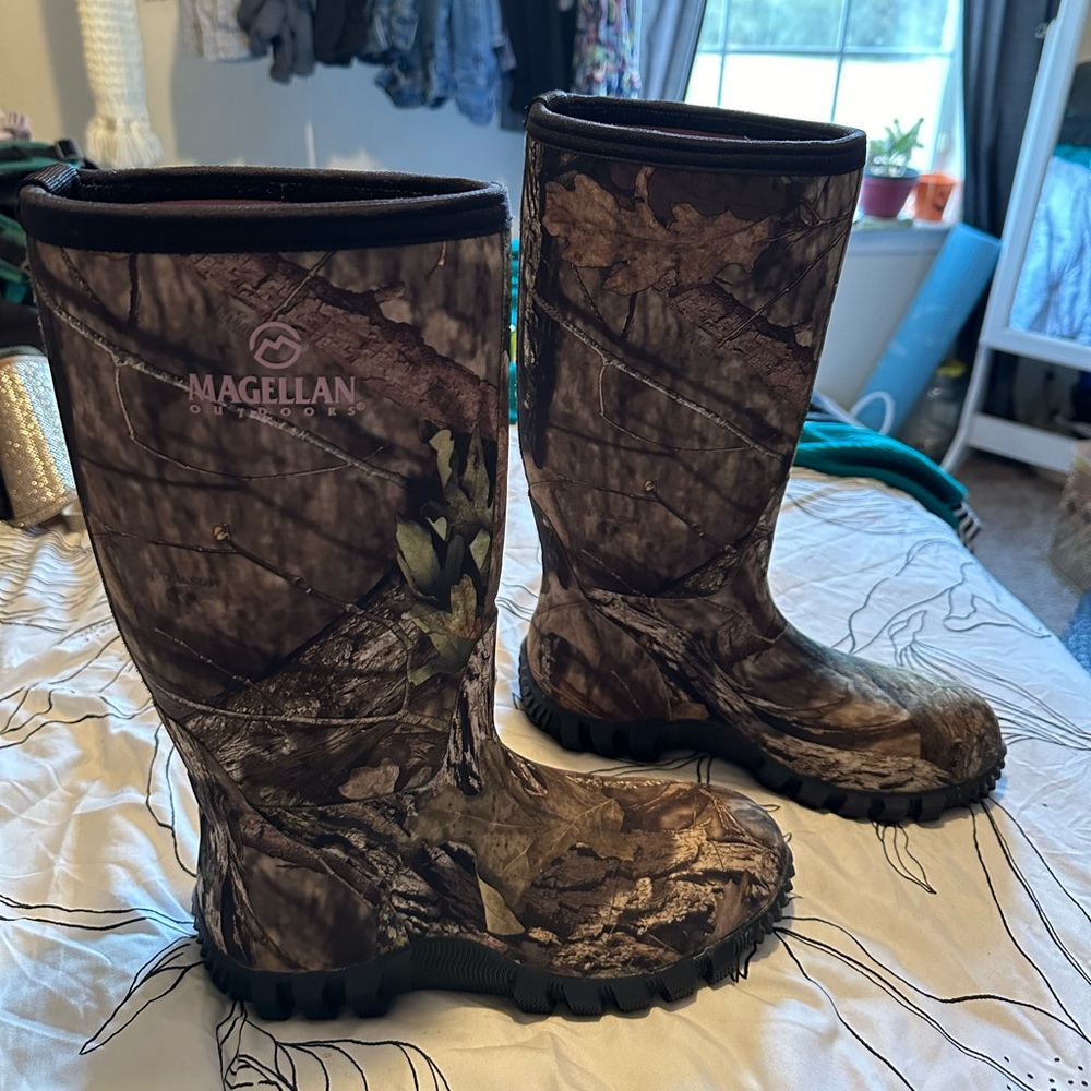 Magellan Camo Boots